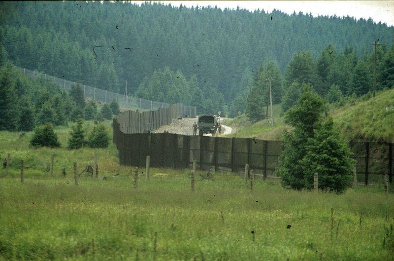 Grenzzaun entlang der ehemaligen innerdeutschen Grenze 